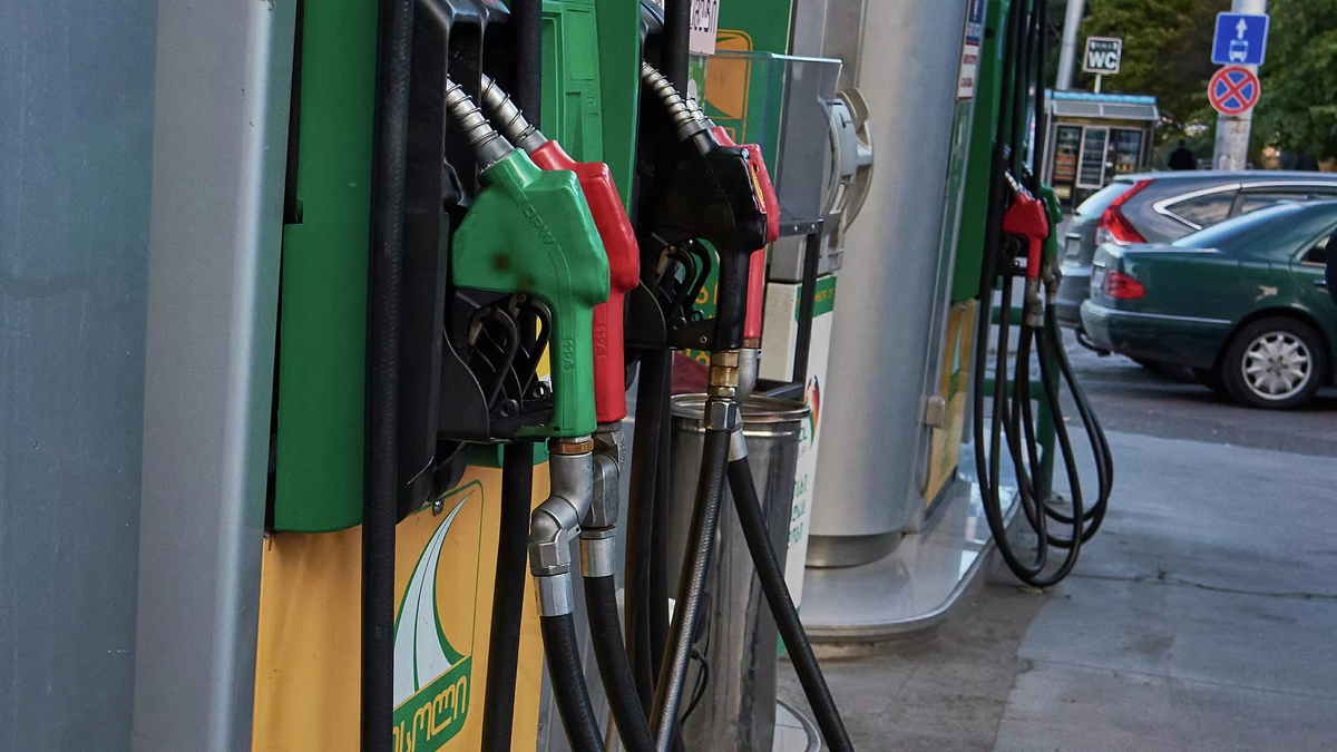 How Fuel Prices Change: Factors Influencing the Cost of Petrol, Diesel, and Gas