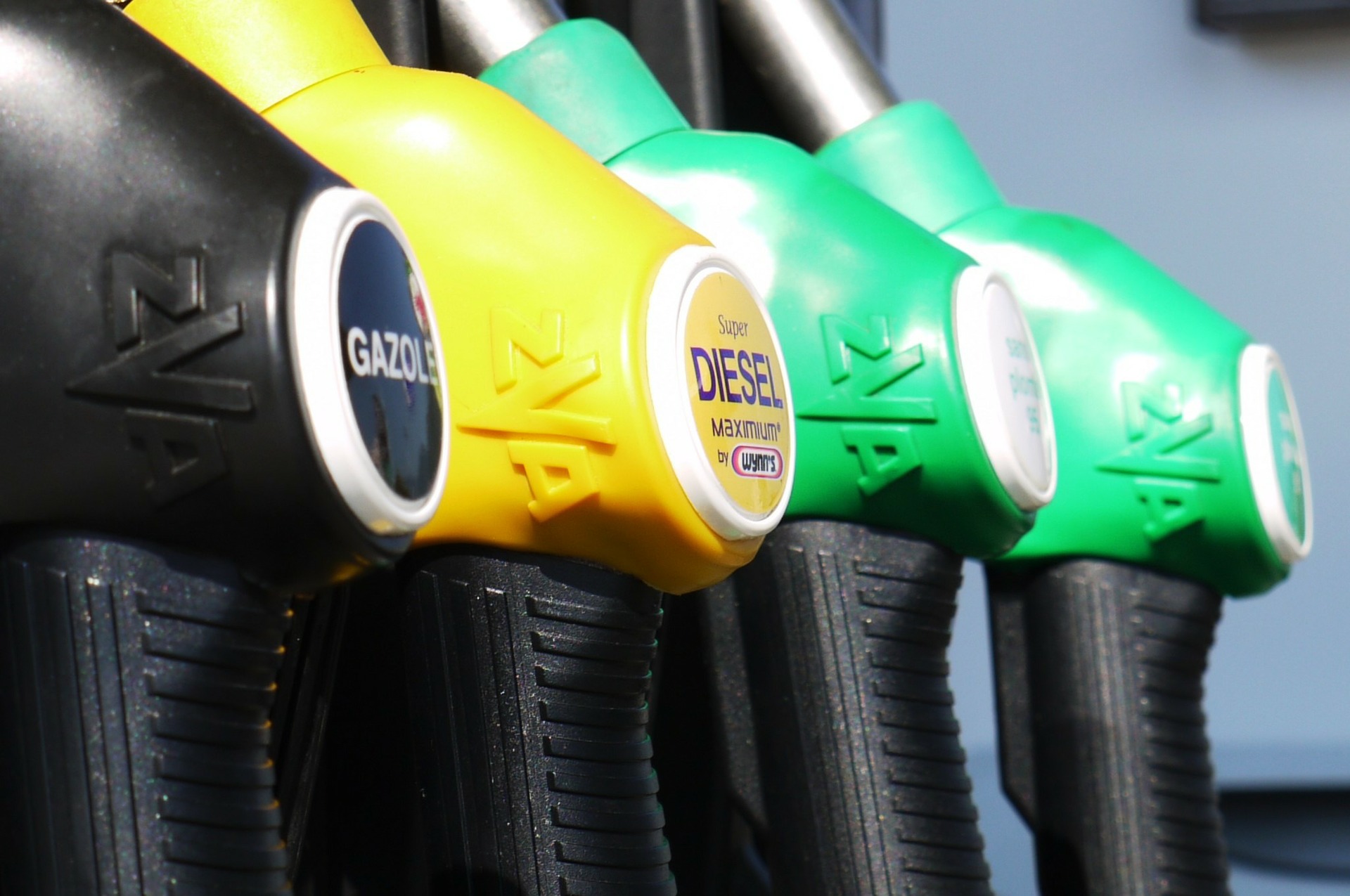 Diesel, gasoline or gas: what to choose for your fleet?